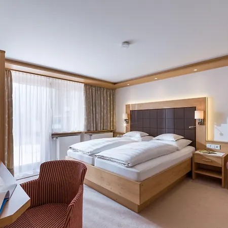 Hotel Antonius Hotell 4*